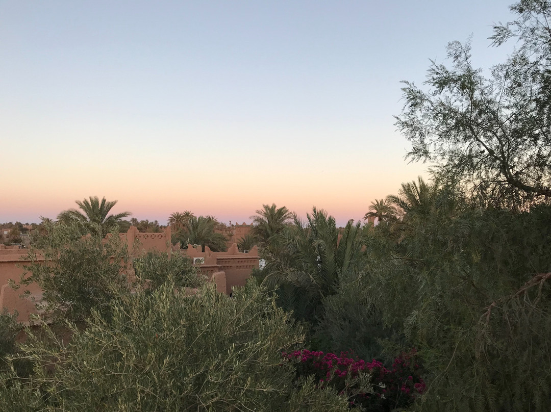 达尔阿扎瓦德酒店主图