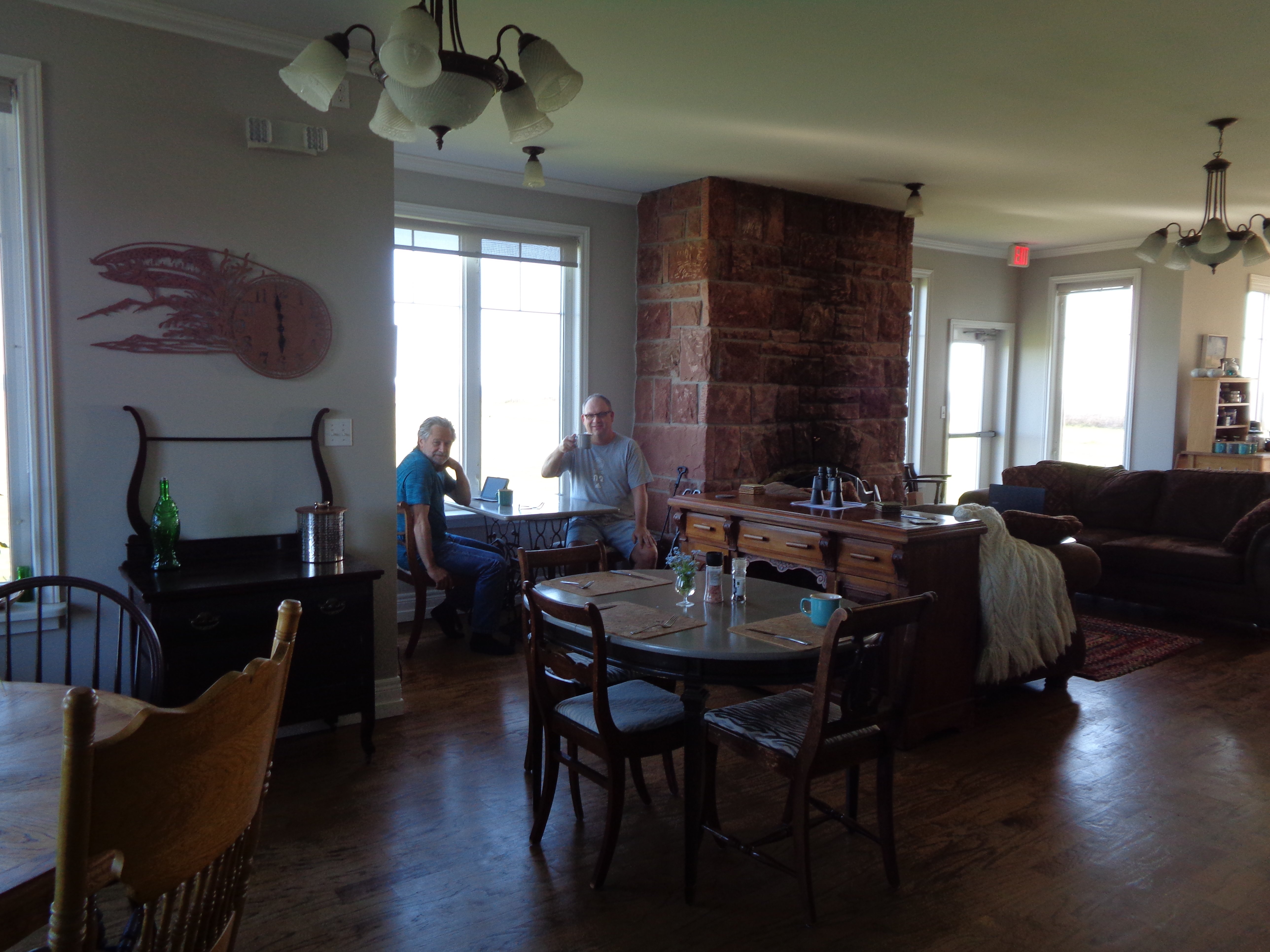 Johnson Shore Inn-餐饮