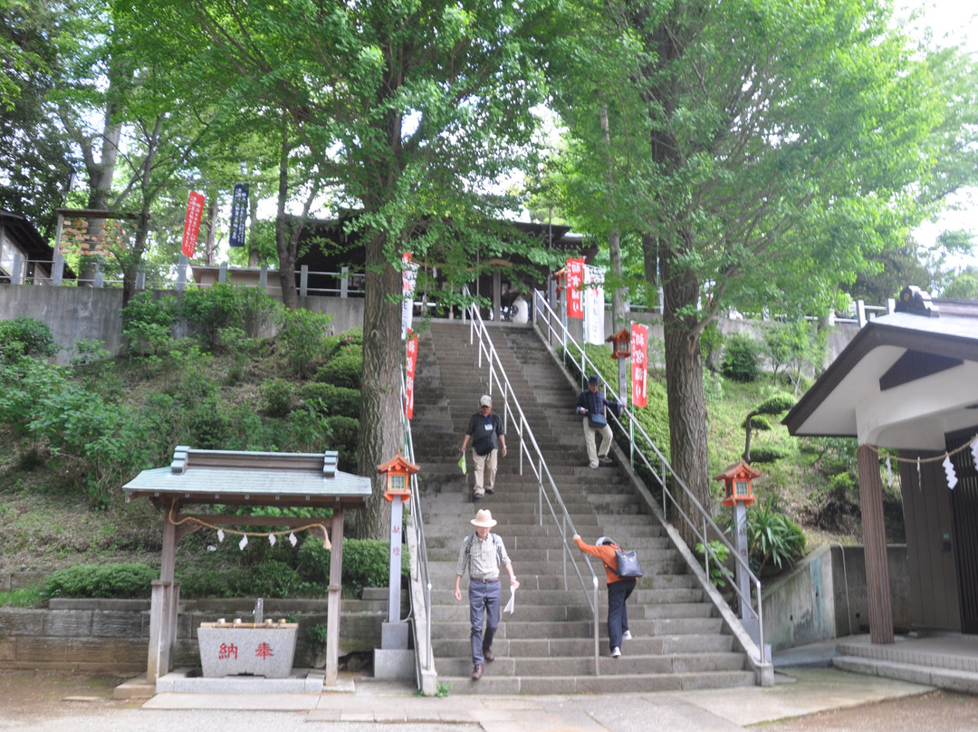 Yayoi Shrine景点图片