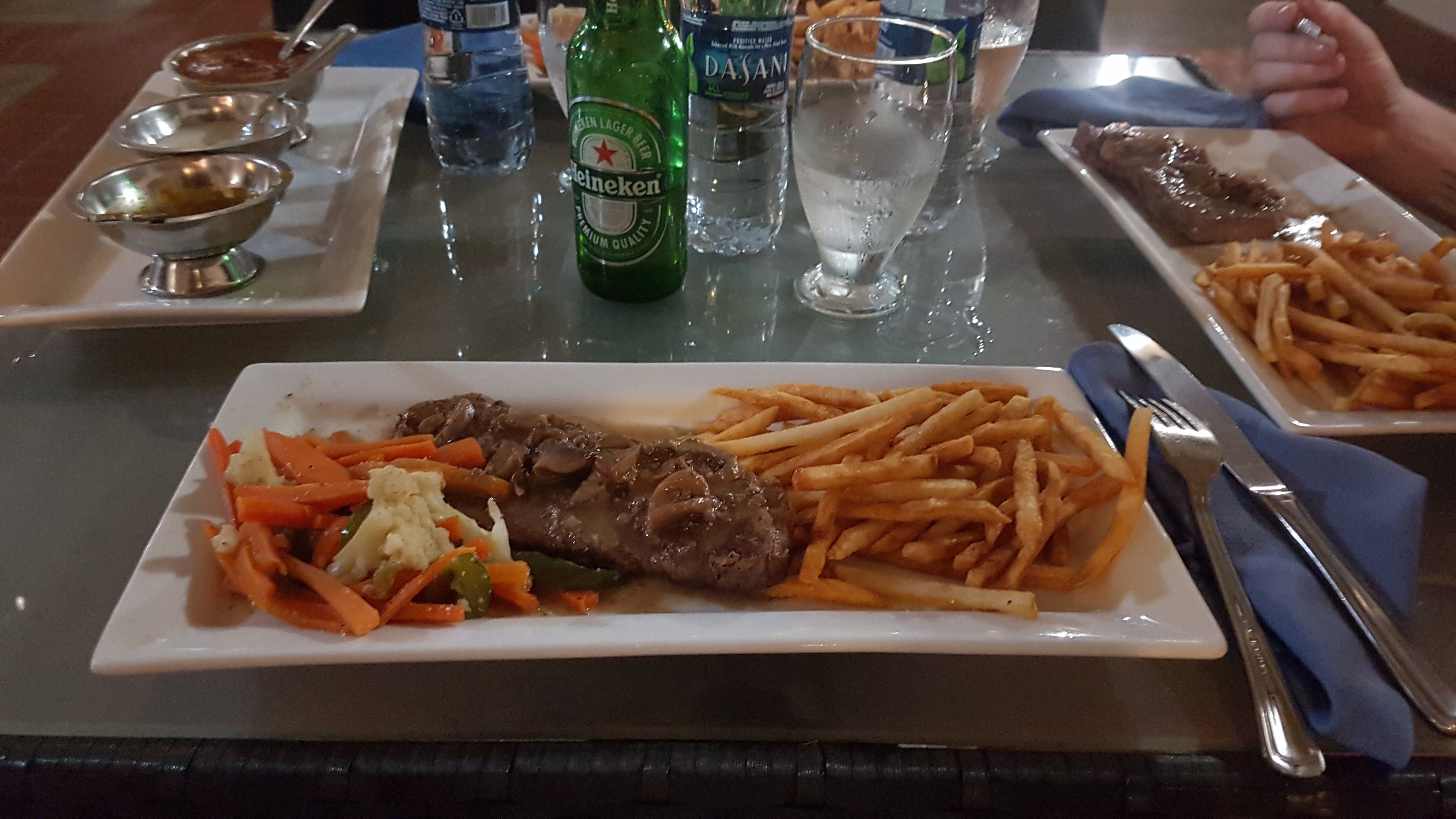 The Normandie Hotel-餐饮