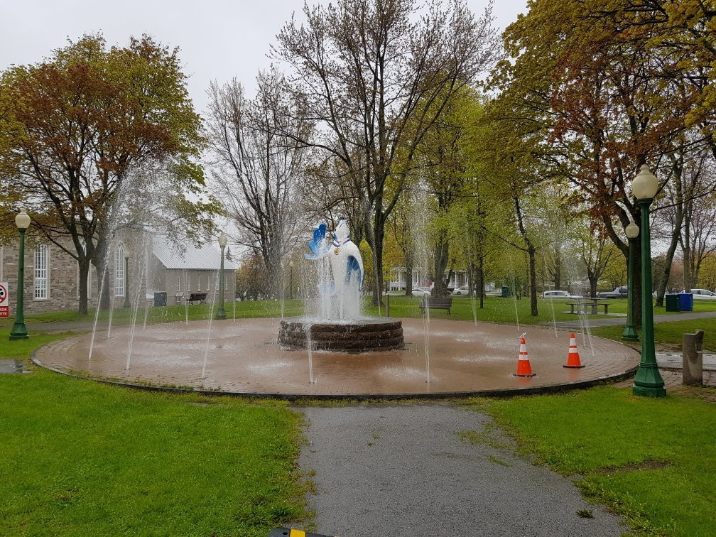 Église Saint-Patrice-Riviere du Loup必去景点