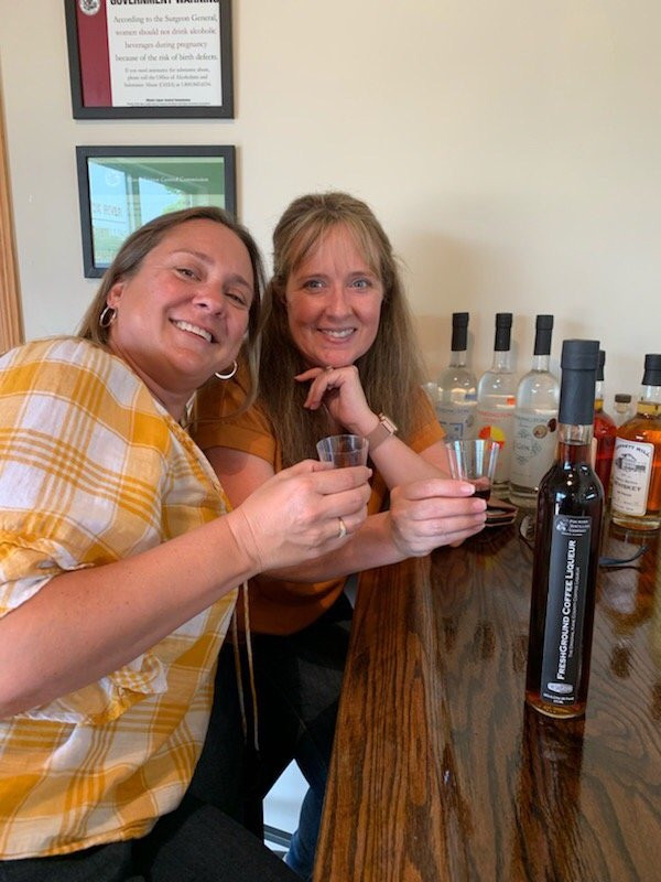 Fox River Distilling Company-Geneva必去景点