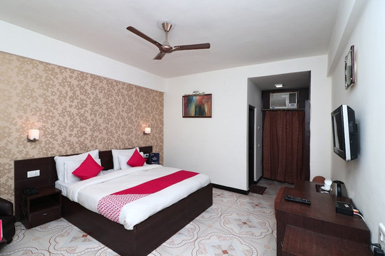 Hotel East Lite主图