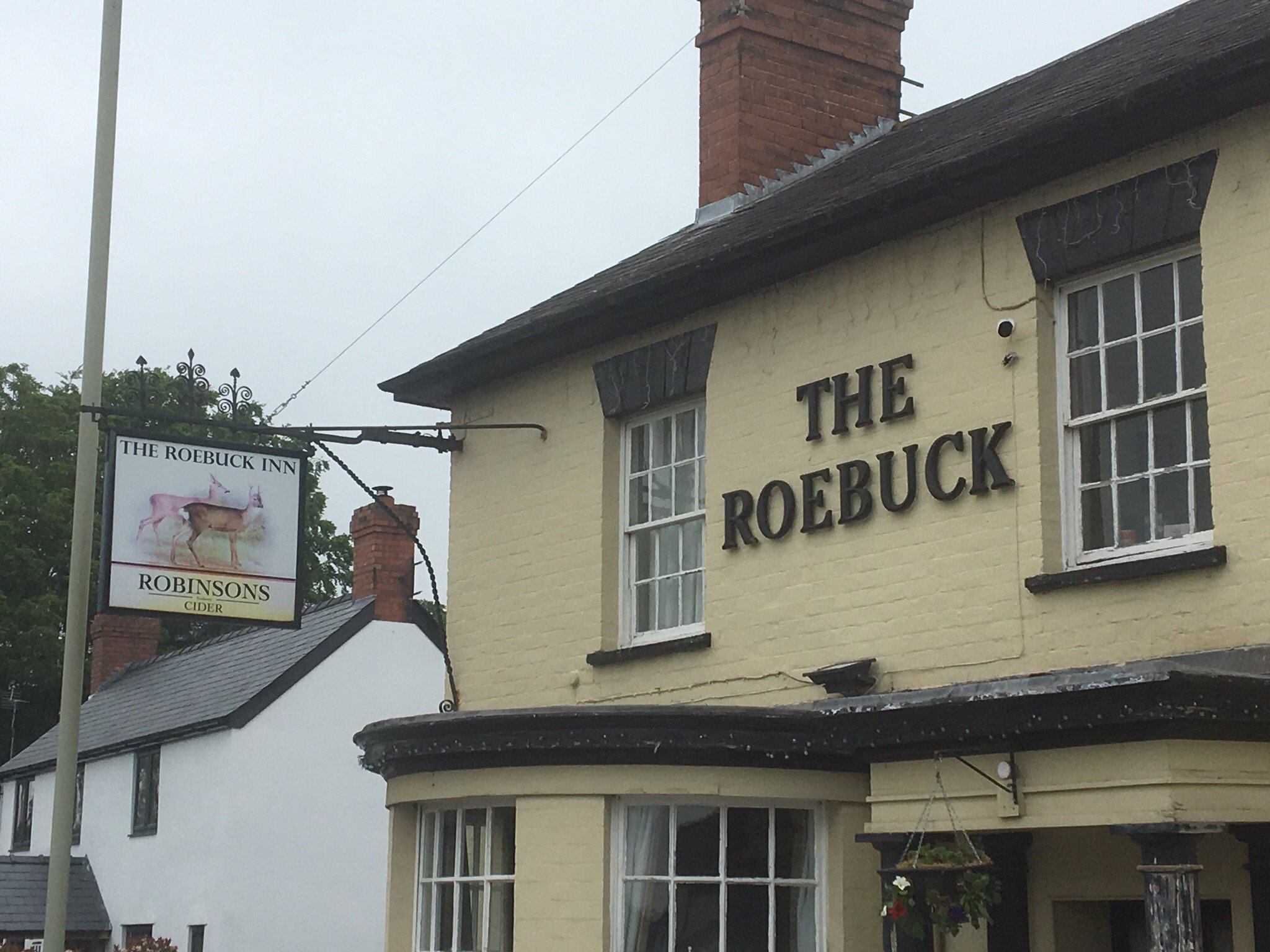 The Roebuck Inn-官方
