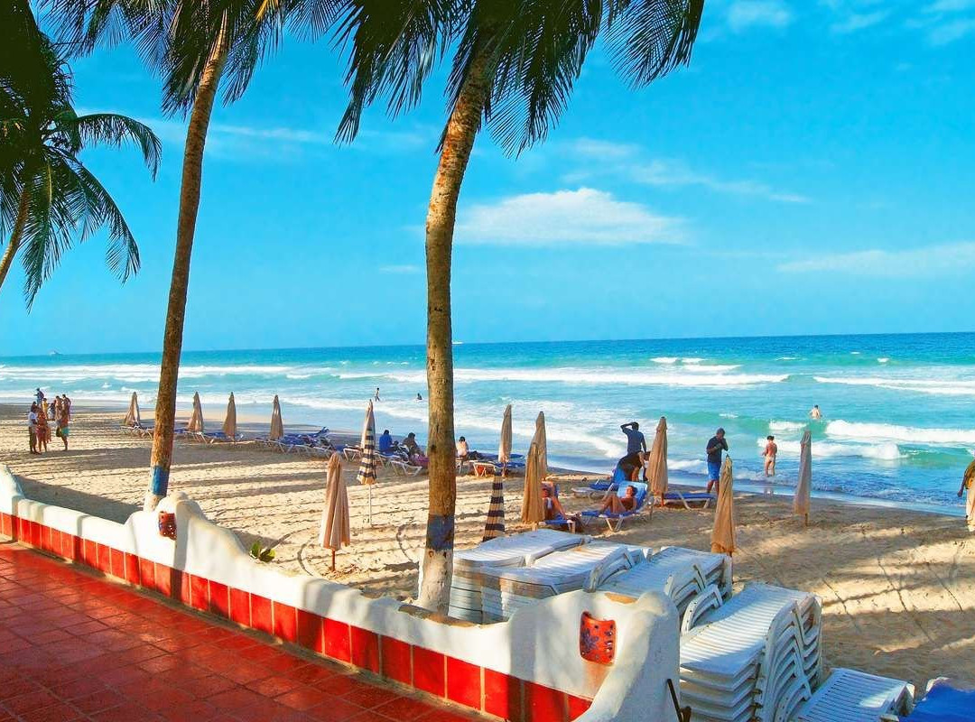 乐龙飞凤舞酒店主图