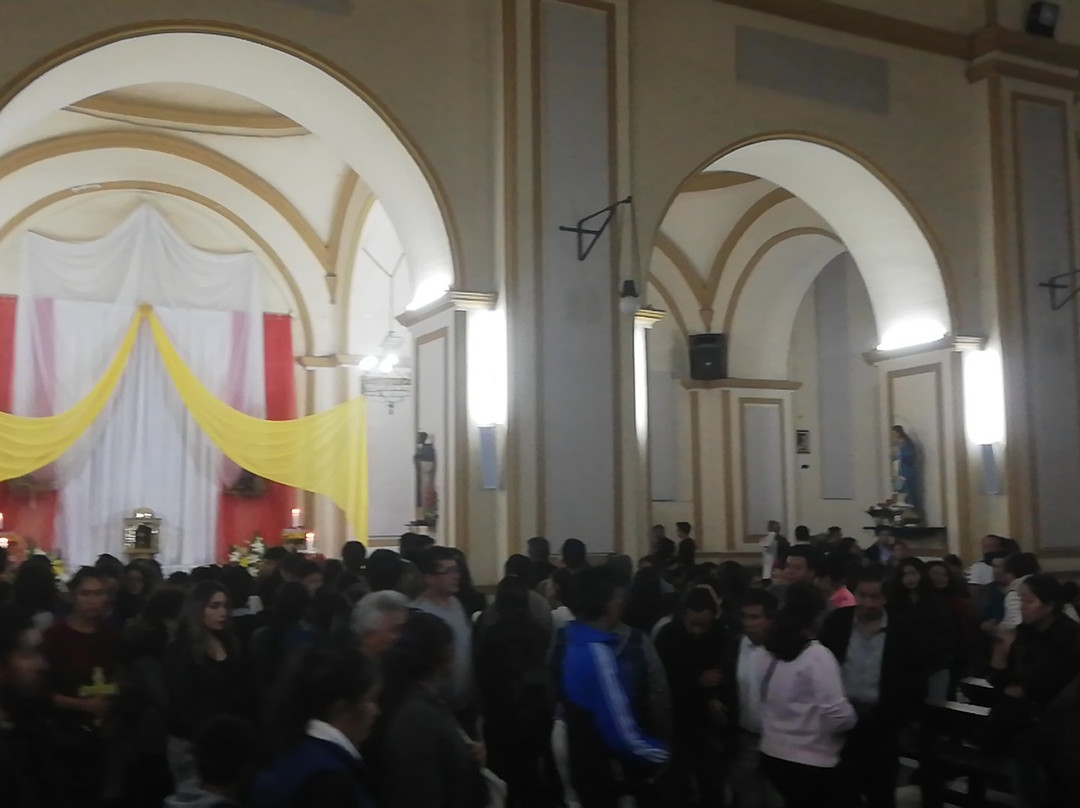 Iglesia Compañía de Jesús-瓦尔帕莱索必去景点