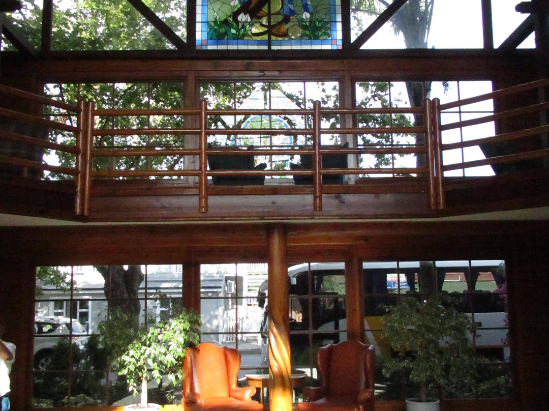 Knysna Log-inn Hotel