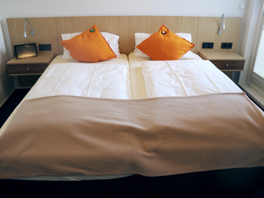 Hellmann´s Hotel Bremers Bauerndiele主图