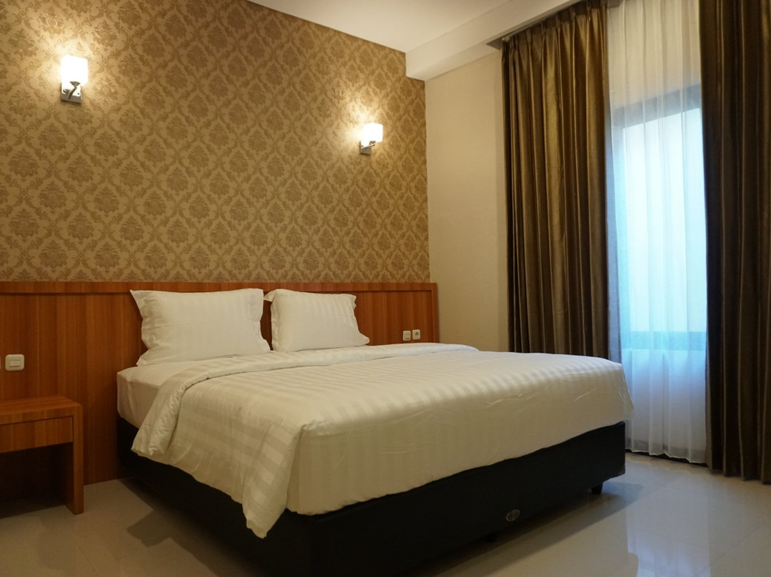 Go Hotel Maumere主图