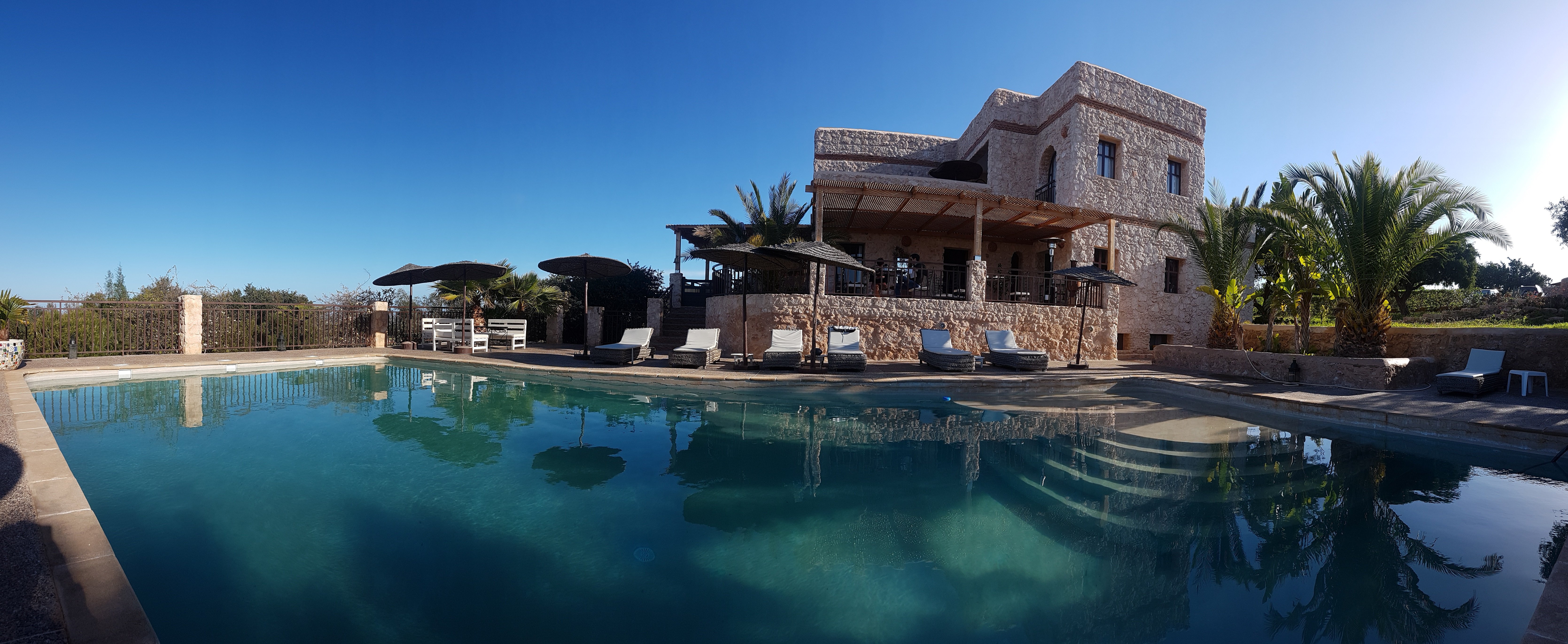 Parfums d'étoiles-泳池