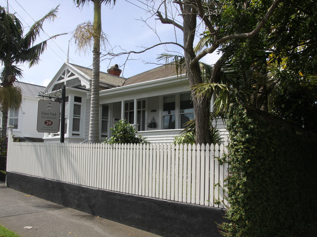 亚当公园住宿加早餐酒店主图