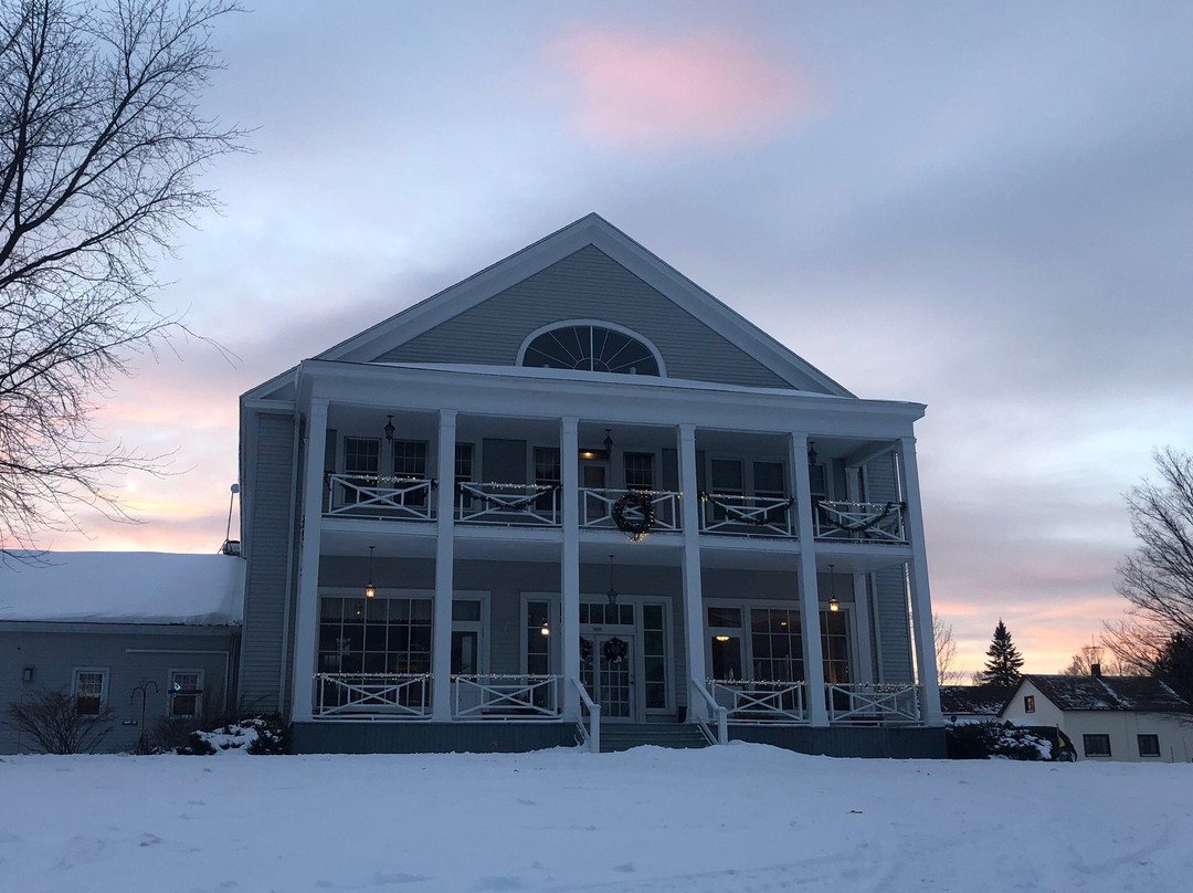 Thunder Bay Inn主图