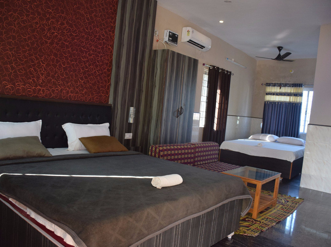 Vinodhara Guest House