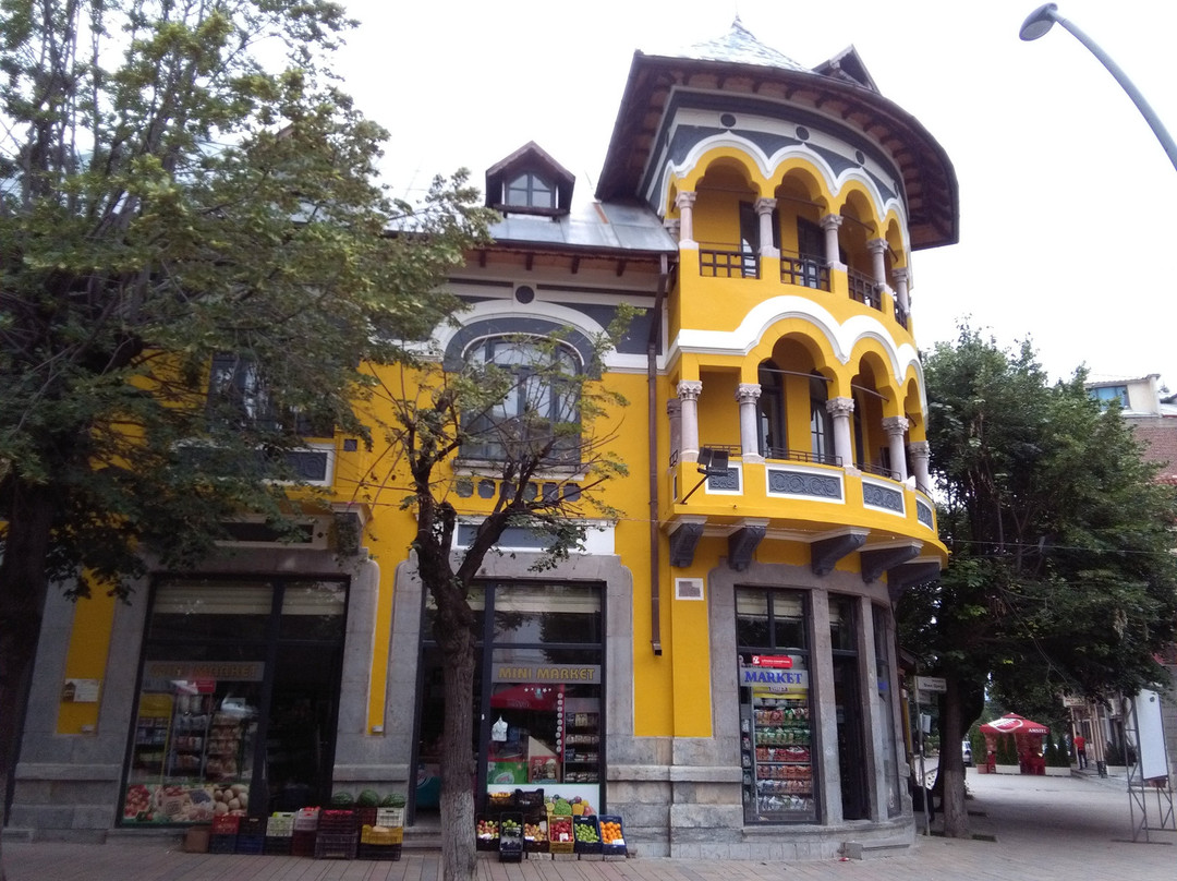 Bulevardi Shen Gjergji-Korce必去景点