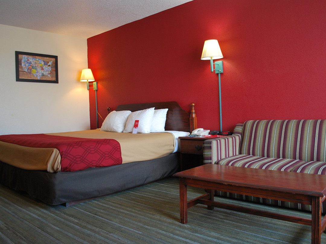 Econo Lodge Calhoun主图