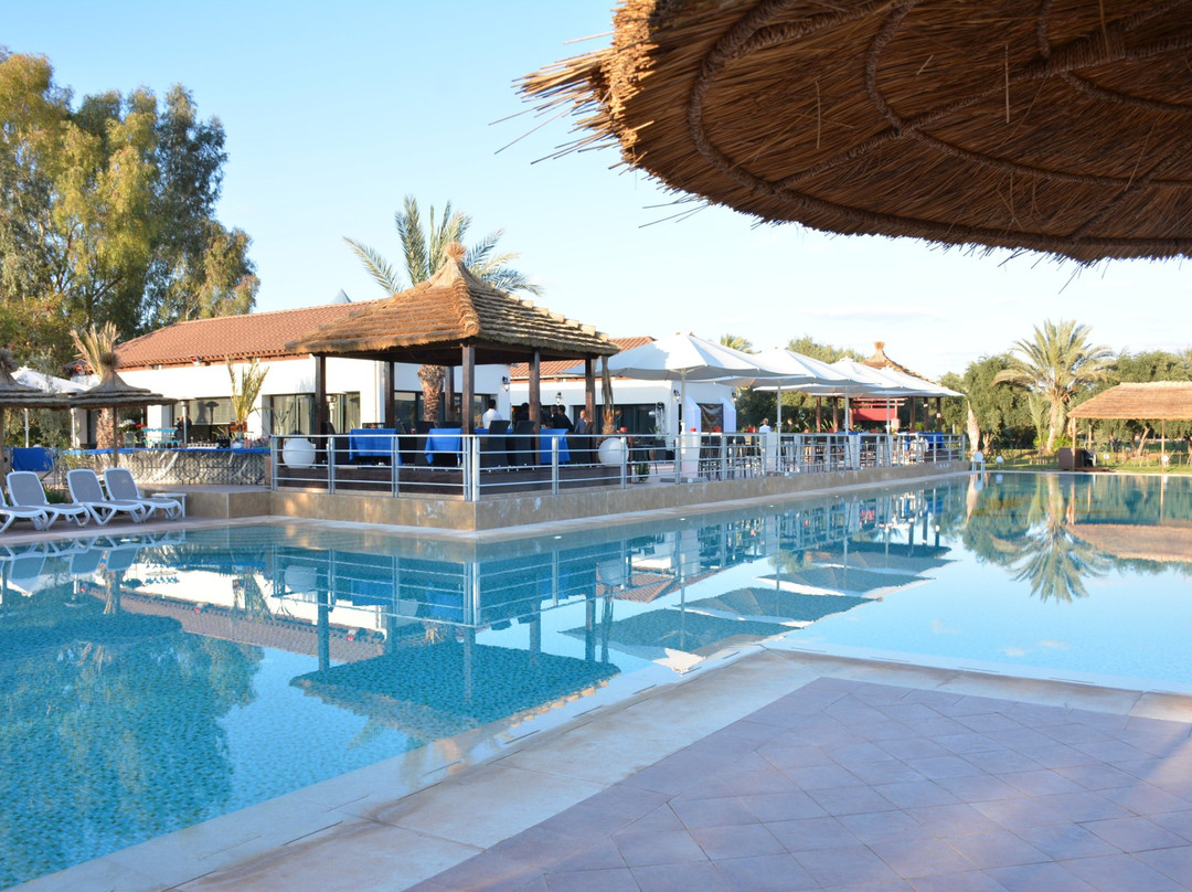 Dar El Hamra餐馆和美食-Mango Zen Pool & Restaurant