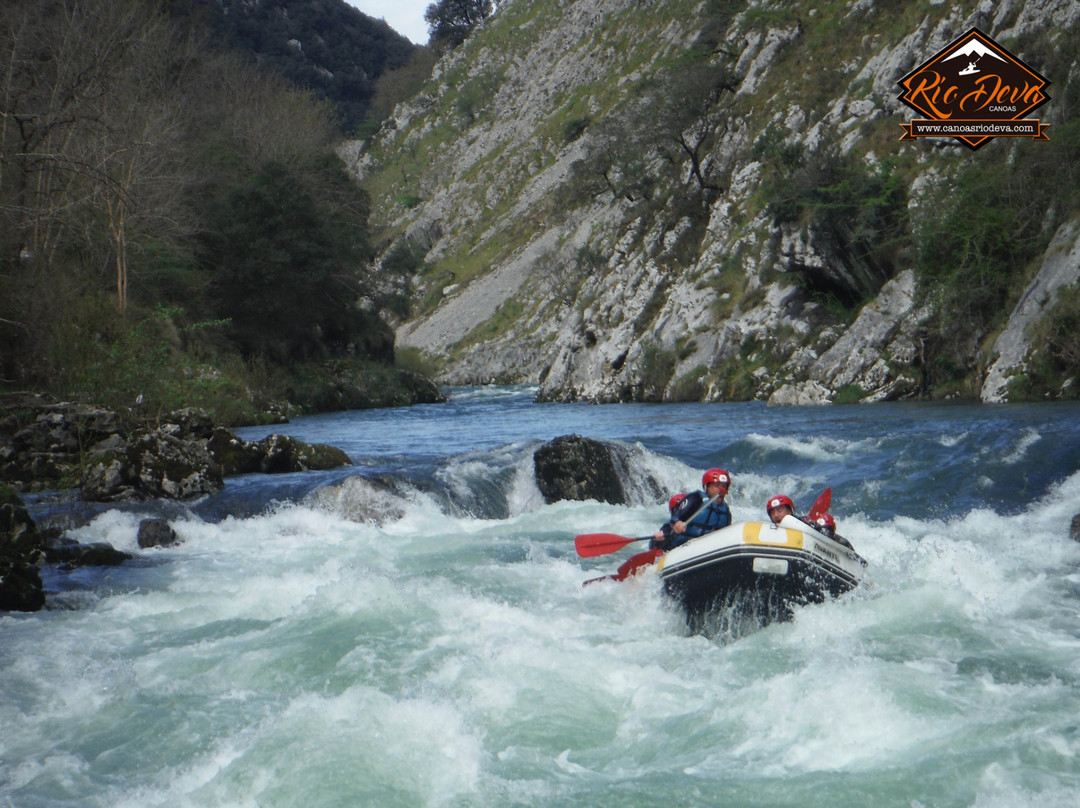 Canoas Rio Deva景点图片
