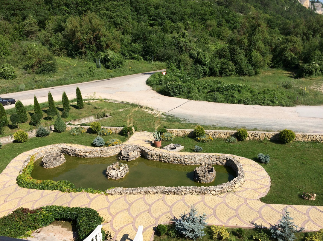 Mangup Kale Hotel