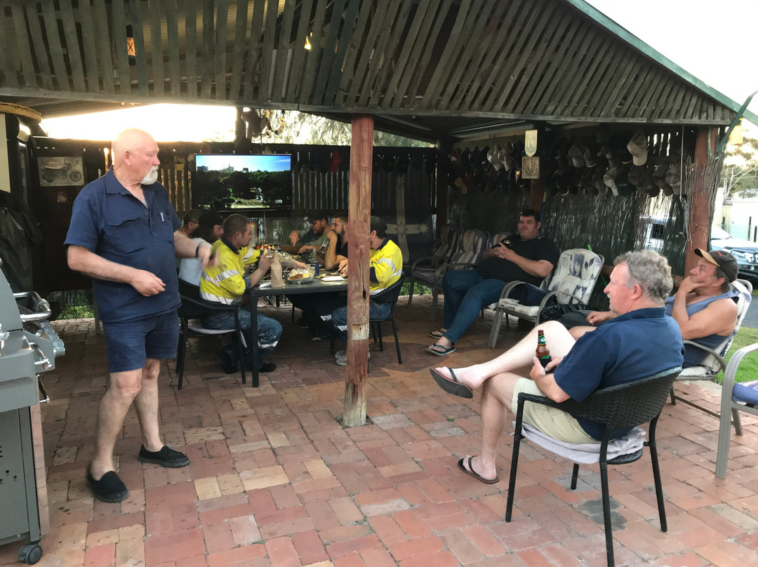 Oasis Motel Peak Hill主图