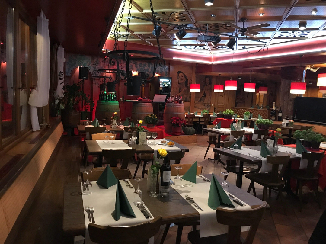 Wollerau餐馆和美食-La Taverne Roos