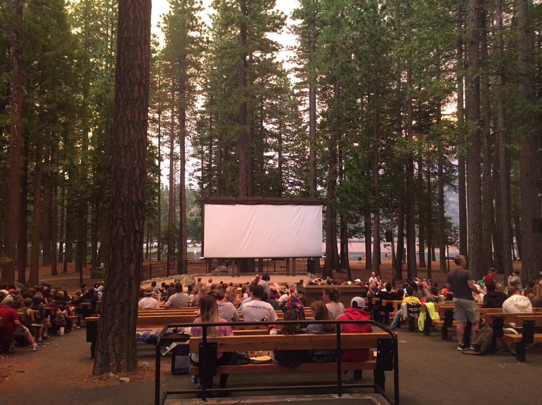 Pinecrest Theater景点图片