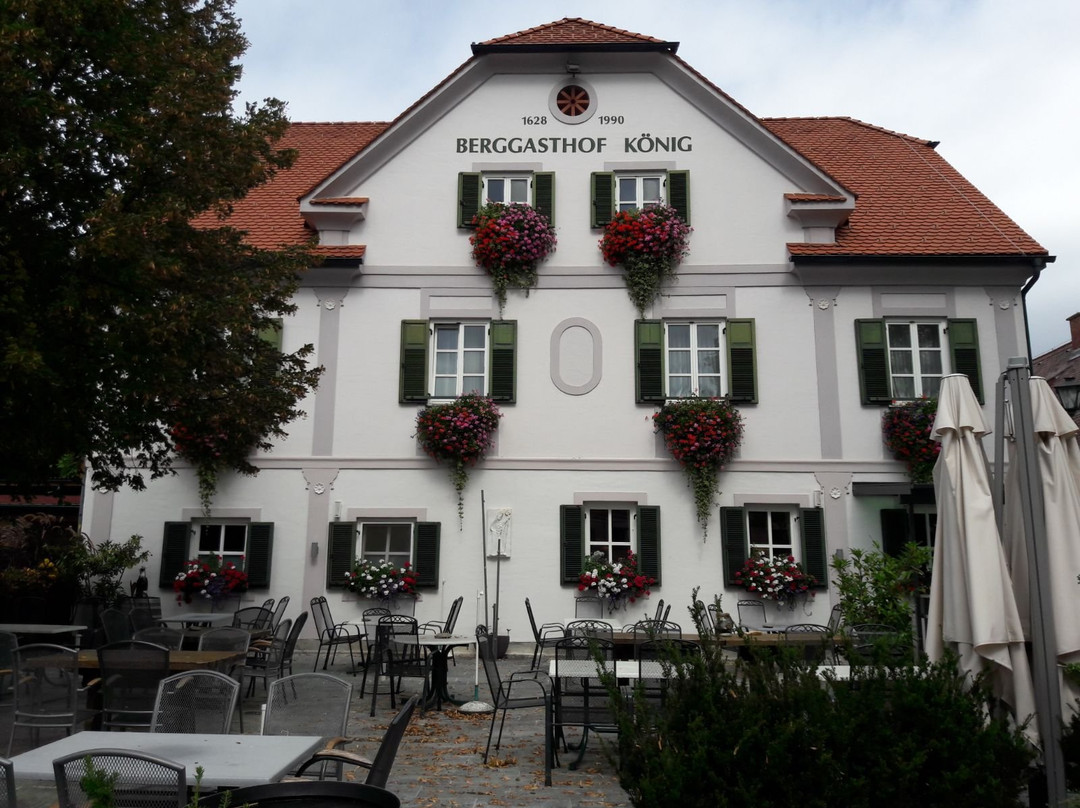 Pöllauberg餐馆和美食-Berggasthof Konig