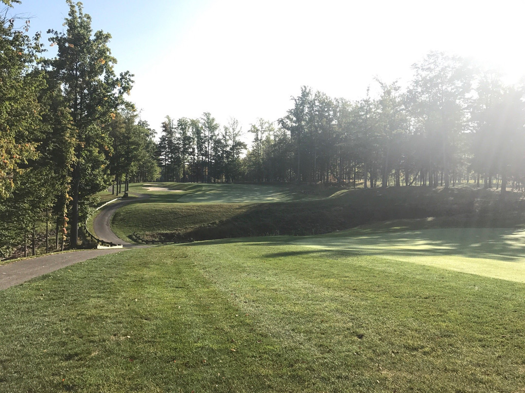 Whispering Woods Golf Course景点图片