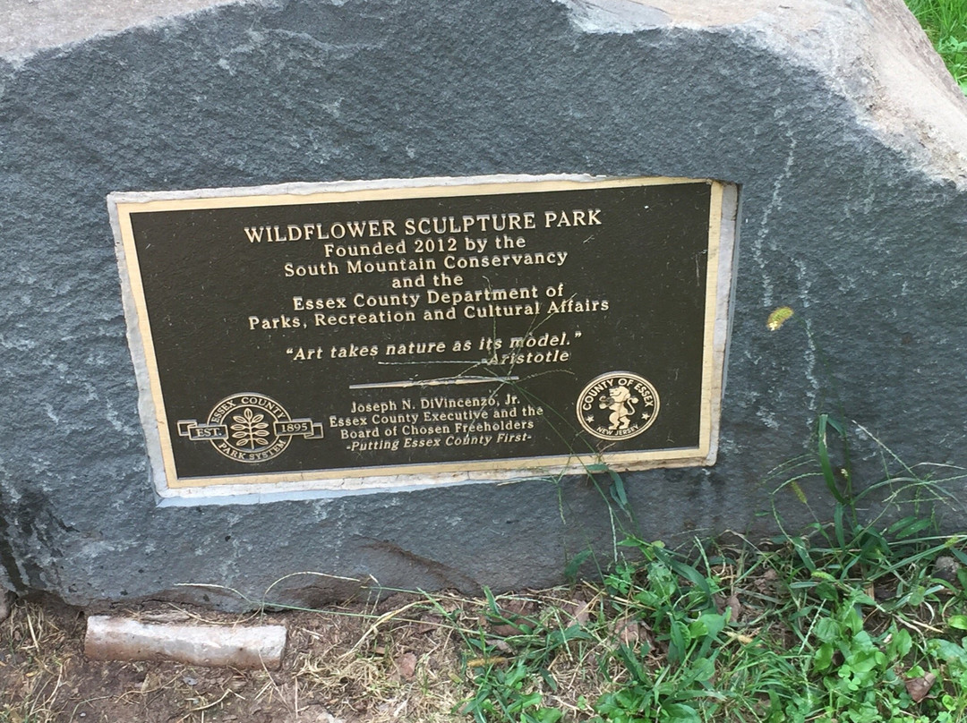 Wildflower Sculpture Park-Maplewood必去景点