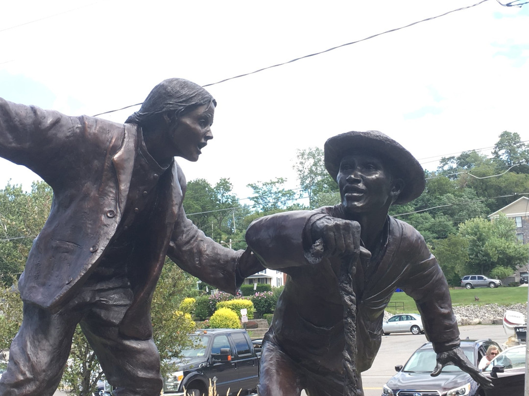 Freedom Crossing Monument-Lewiston必去景点