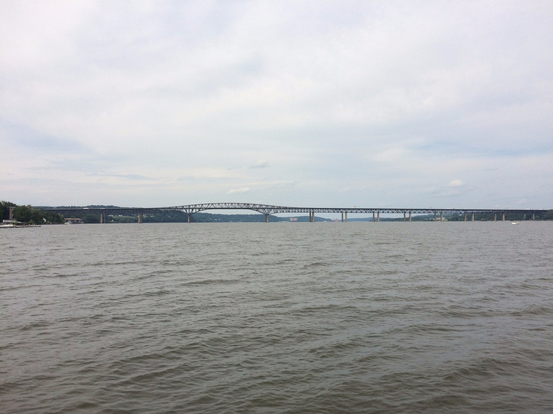 Hamilton Fish Bridge景点图片