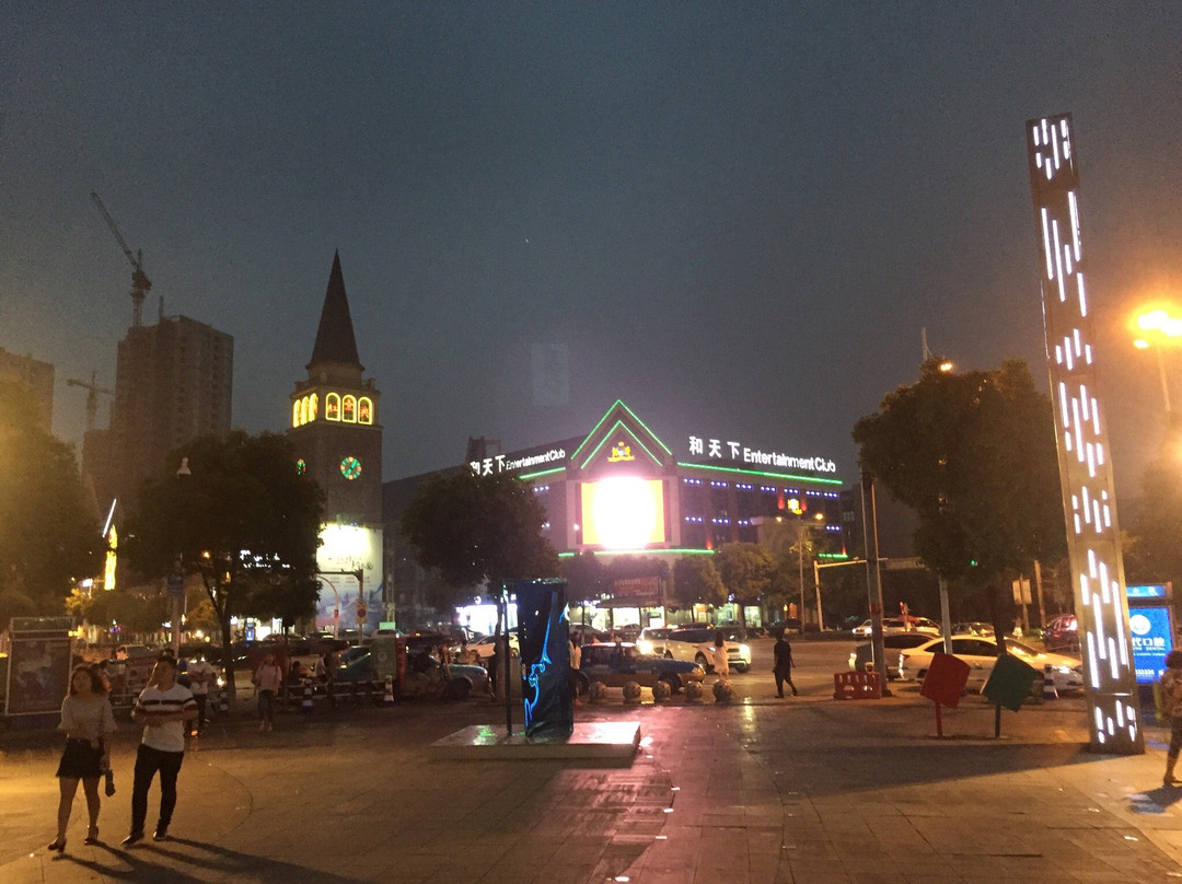 银泰百货(天一)-宁波市必去景点