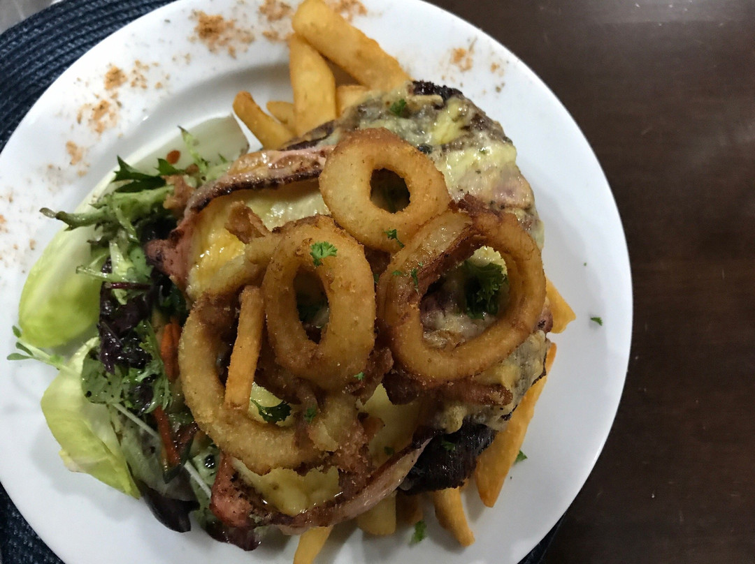 Little River餐馆和美食-Little River Hotel