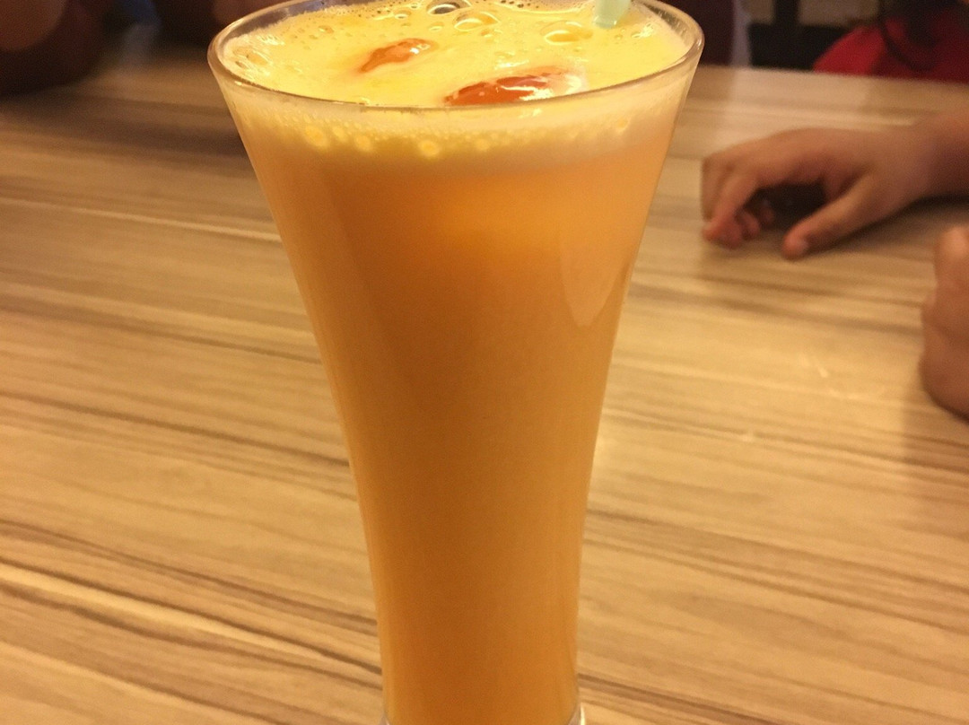 Giri Nagar餐馆和美食-Hotel Aryaas Park