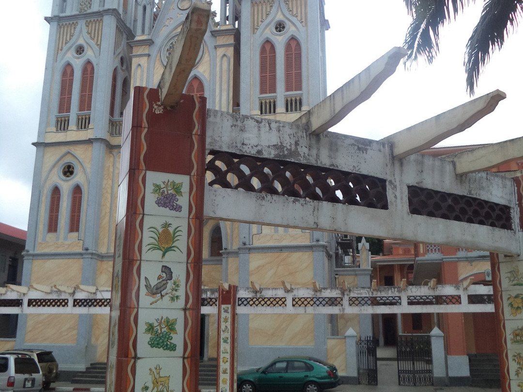 Catedral de Santa Isabel-马拉博必去景点