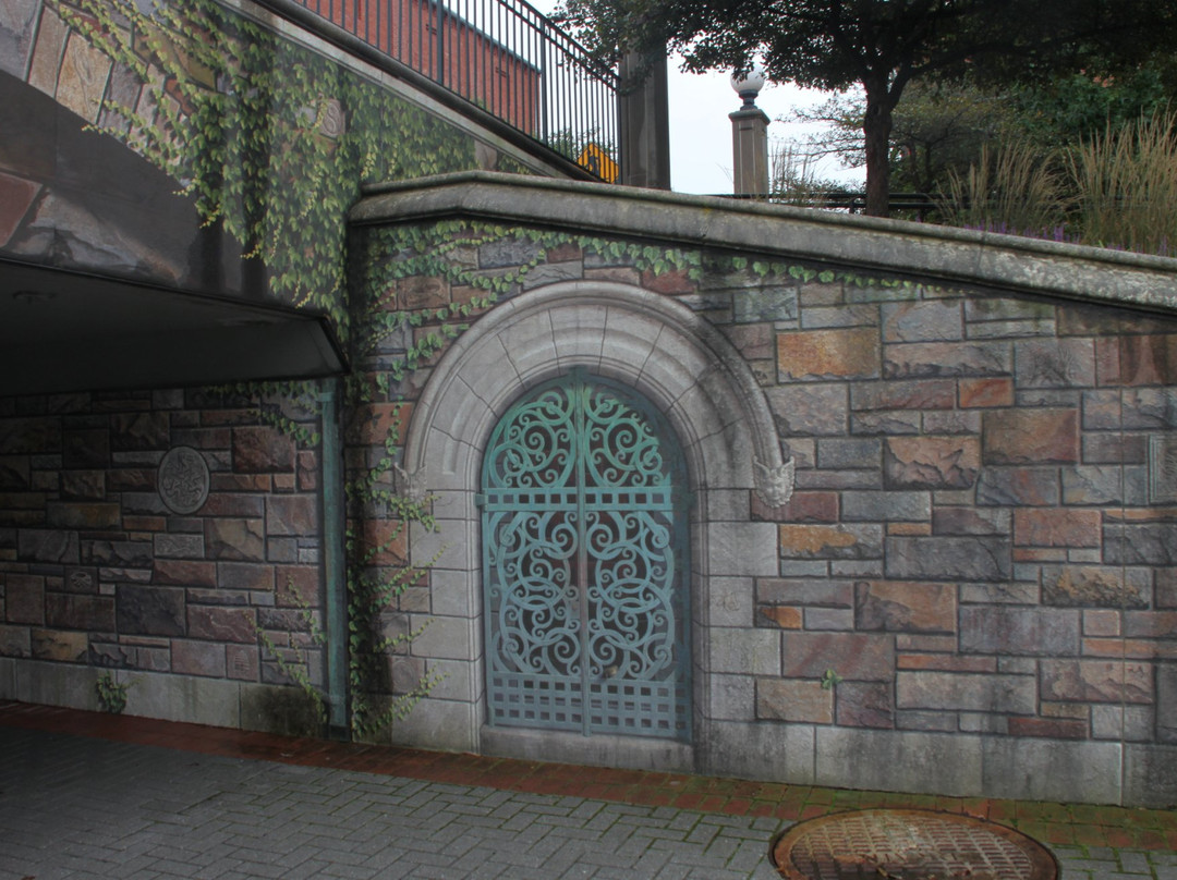 Community Bridge Mural-弗雷德里克必去景点