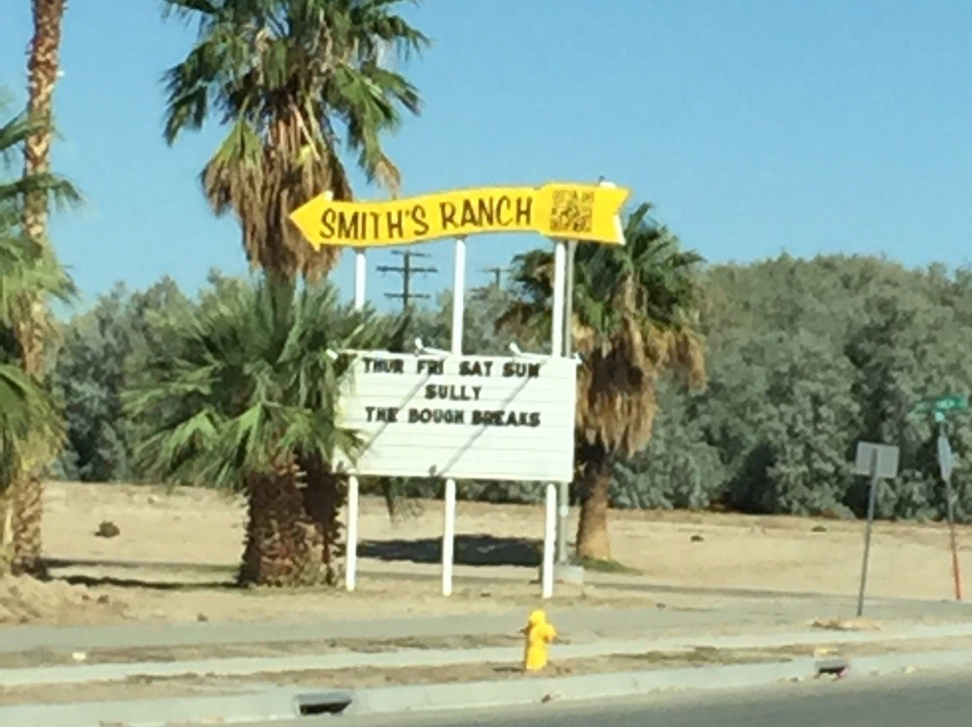 Smith's Ranch Drive-In-二十九棕榈村必去景点