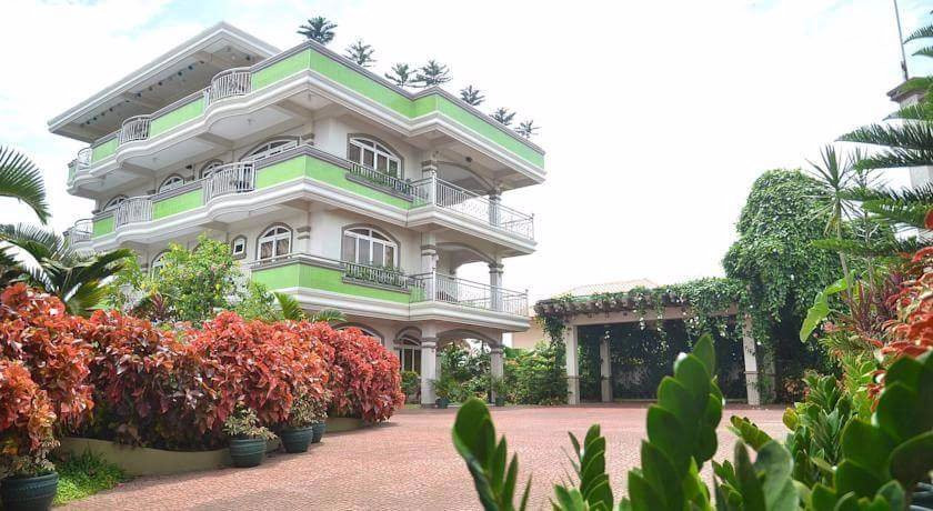 Renz Villa Hotel