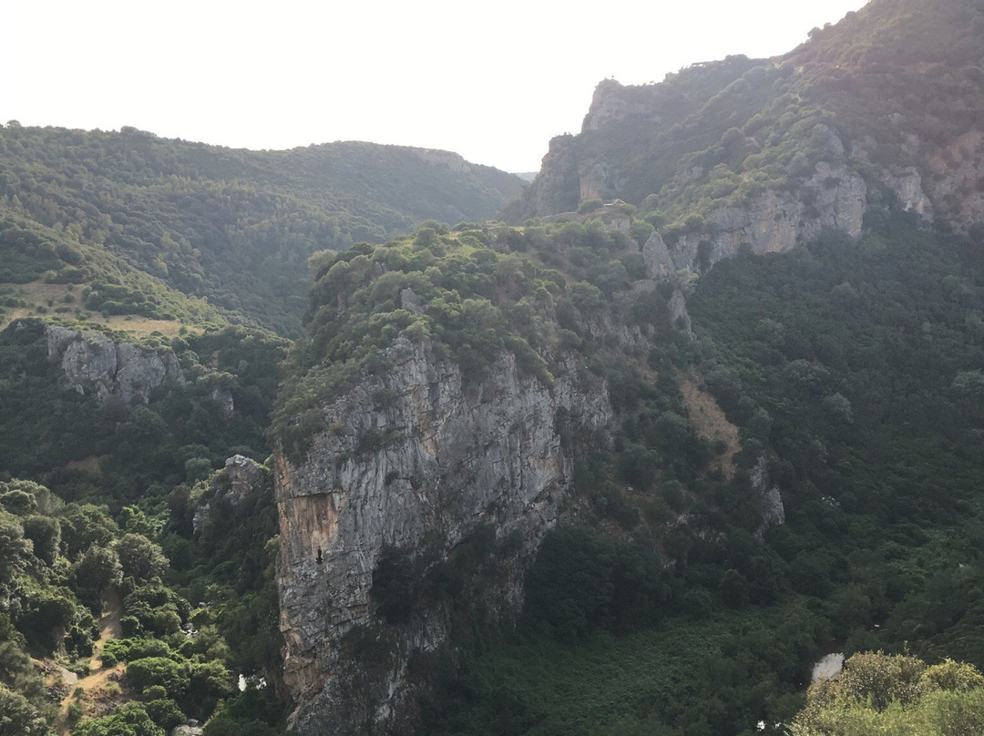 Castello di Medusa-奥里斯塔诺省必去景点