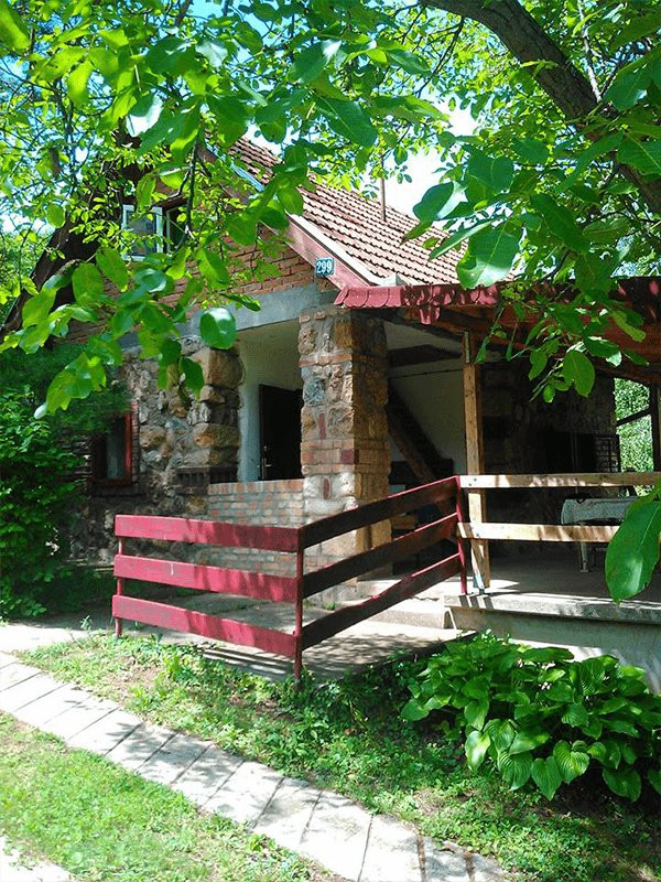 Barbeque on Fruška gora景点图片