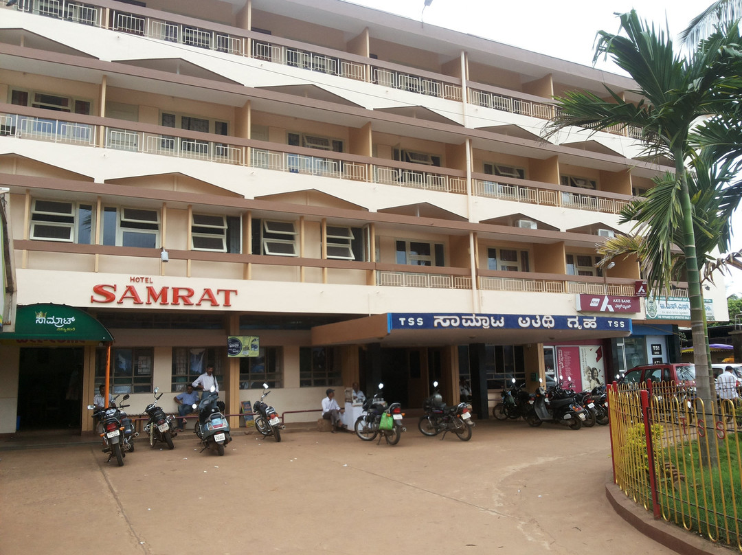 Hotel Samrat