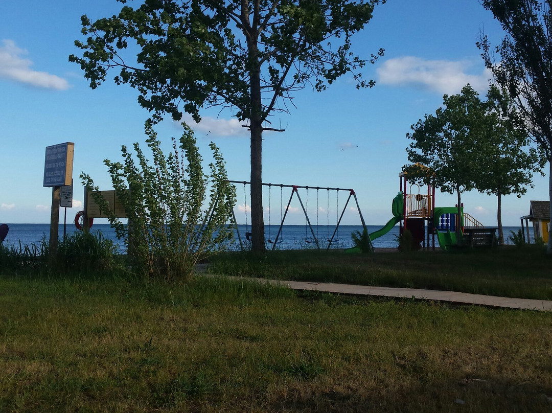 Holiday Harbour Campground