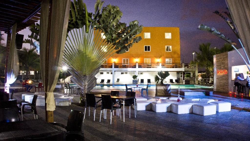 M Suites Hotel