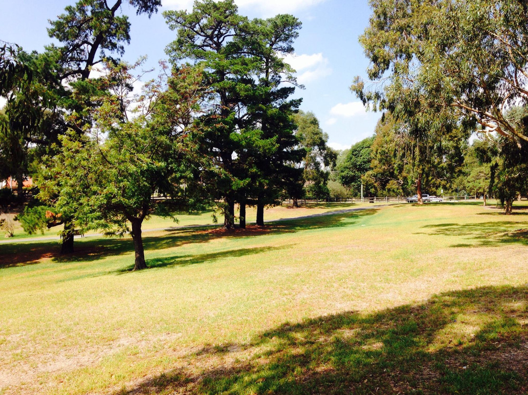 Bushy Creek Parklands-博士山必去景点