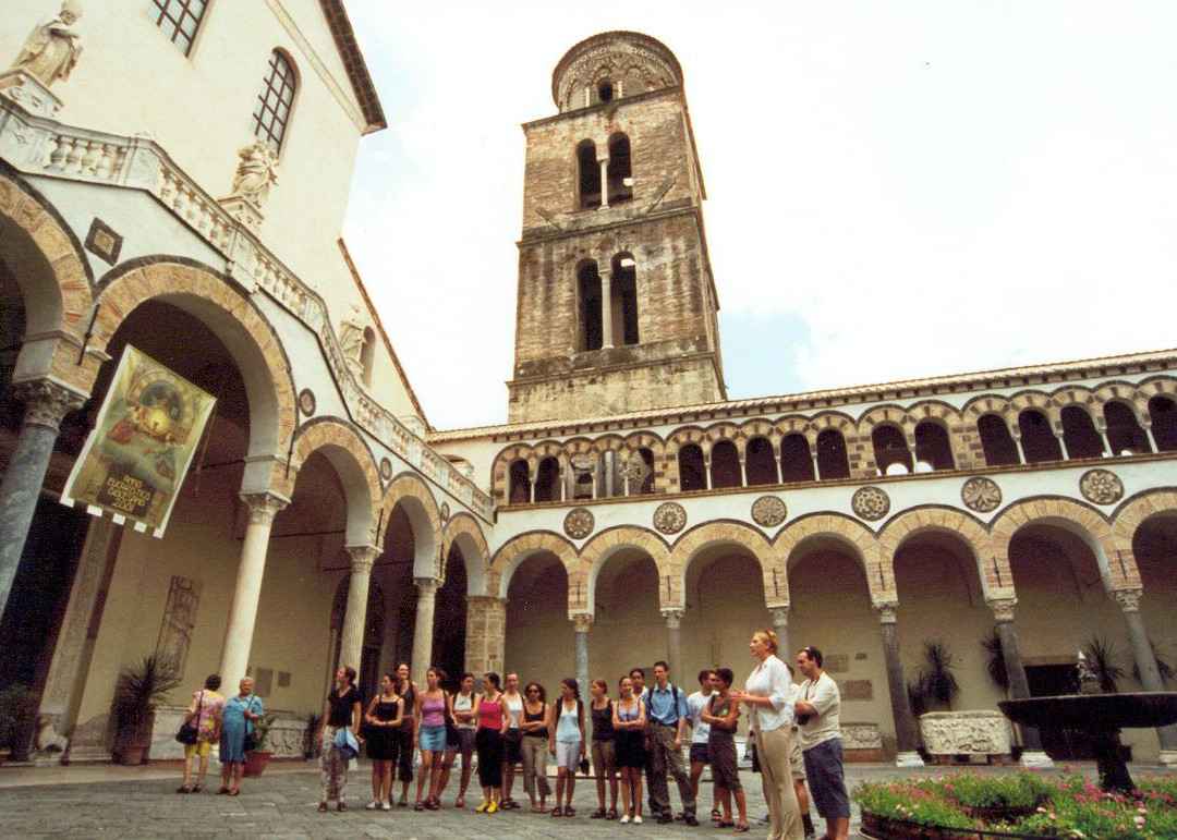 Accademia Italiana - Day Tour-萨勒诺必去景点