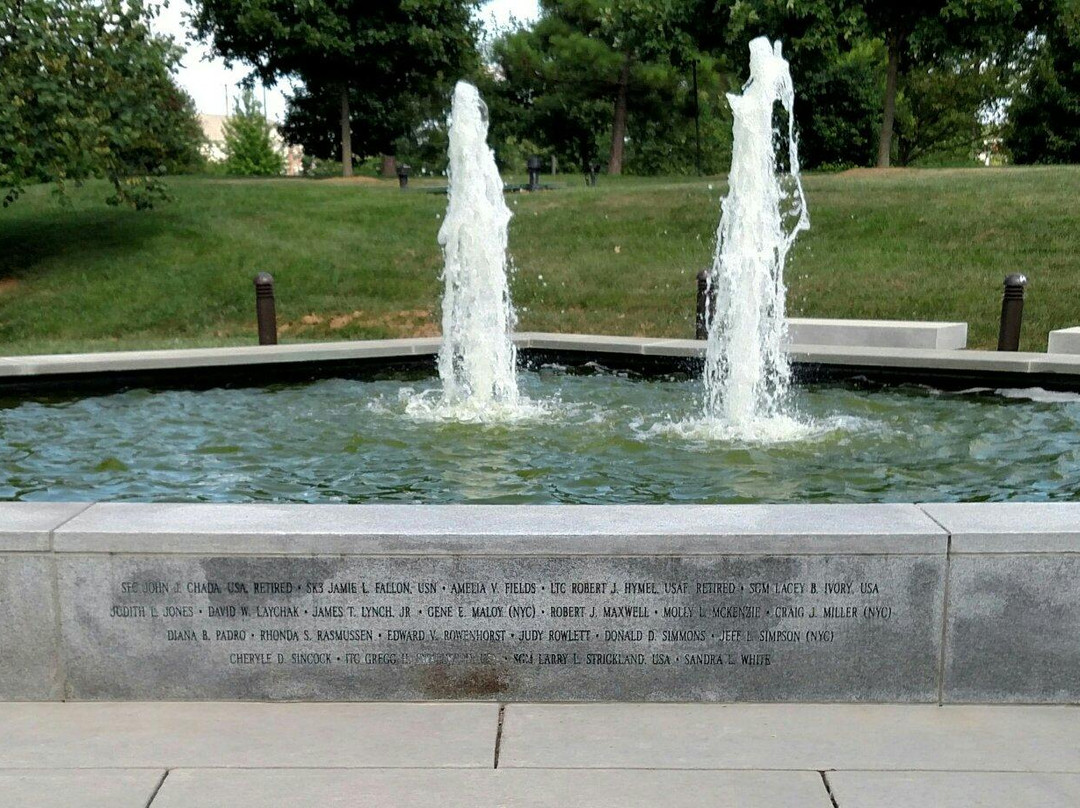 Prince William Area 911 Liberty Memorial景点图片