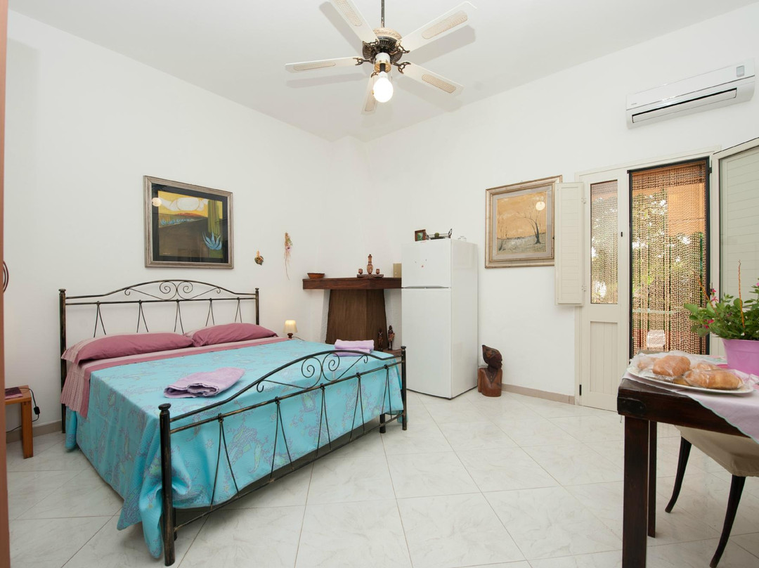 Cenate酒店住宿-B&B Le 4 Stagioni