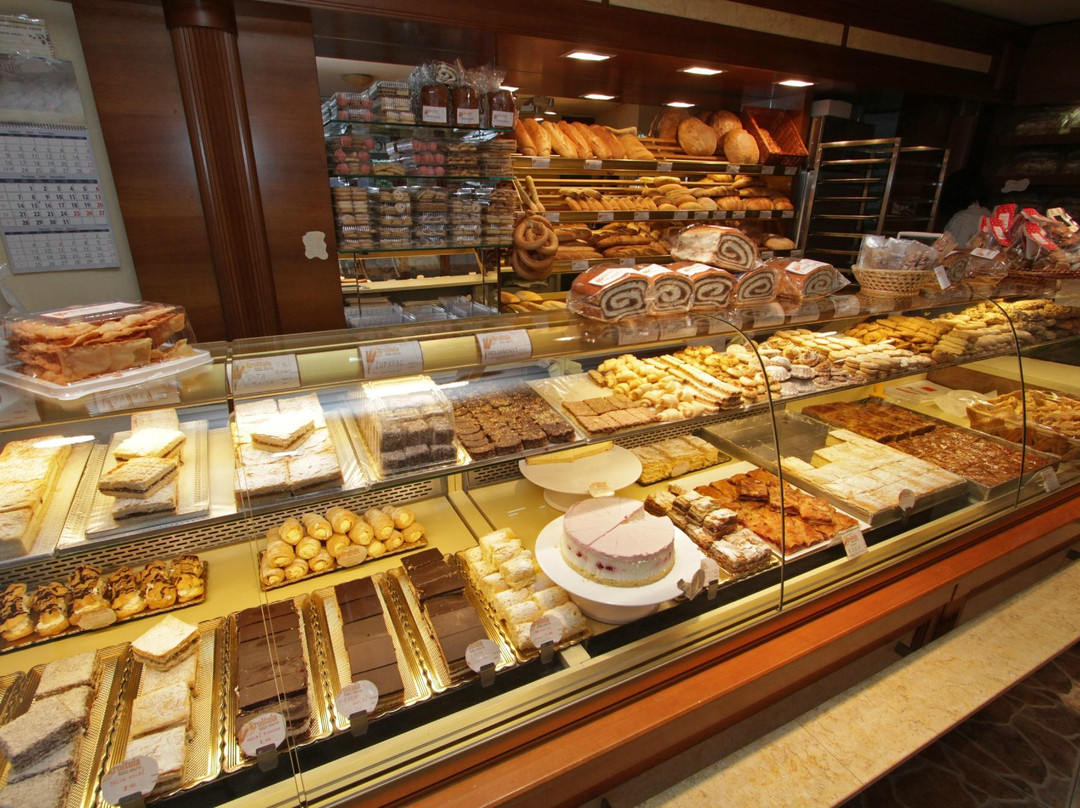 Krostula bakery & pastry