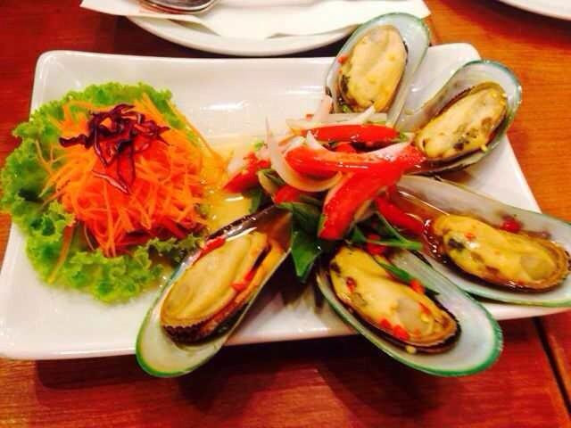 นุติ สเต็ก