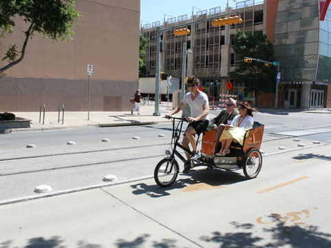 Metrocycle Pedicabs-奥斯丁必去景点