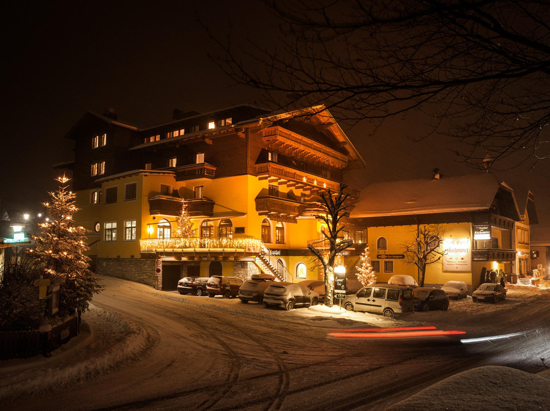 Puch酒店住宿-Hotel Gasthof Zum Kirchenwirt